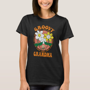 Groovy Grandma 70s Aesthetic Nostalgia 1970's Retr T-Shirt