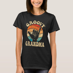 Groovy Grandma 70s Aesthetic Nostalgia 1970's Retr T-Shirt