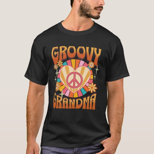 Groovy Grandma  Retro 60s 70s Style Hippie Grandmo T-Shirt (Front)