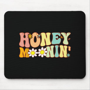 Groovy Honeymoonin Bride Bridal Shower To Honeymoo Mouse Mat