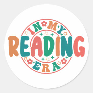 Groovy "In My Reading Era" Wavy Font Graphic Classic Round Sticker