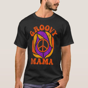 Groovy Mama 70s Aesthetic Nostalgia 1970's Retro M T-Shirt