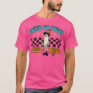 Groovy Spooky Smell My Feet Trick Or Treat Happy H T-Shirt