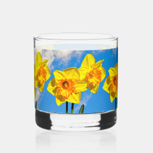 Group of Daffodils Gold Medal flowers Whiskey Glass