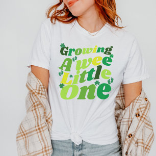 Growing a Wee little one st patrick Pregnancy T-Shirt