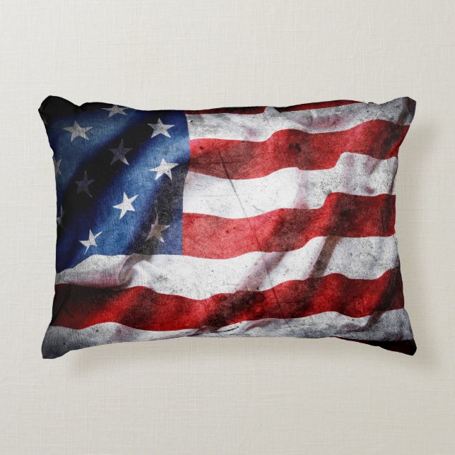 Grunge American flag Decorative Cushion (Front)