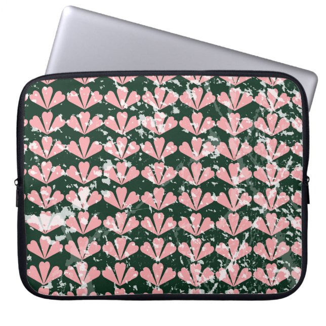 Grunge hearts and flowers pattern. laptop sleeve (Front)
