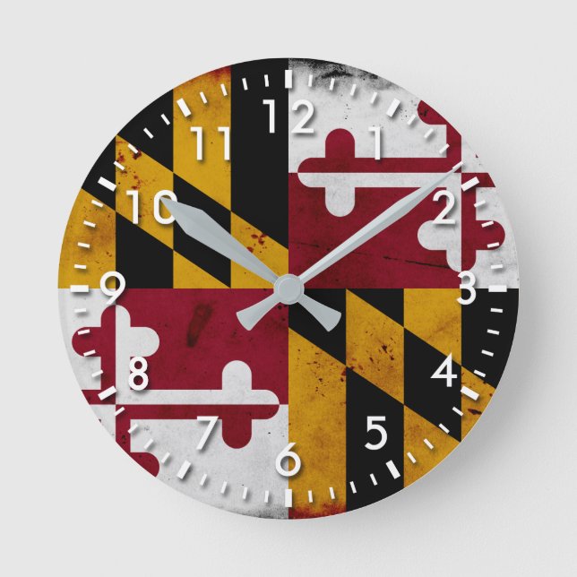 Grunge Patriotic Maryland State Flag Round Clock (Front)