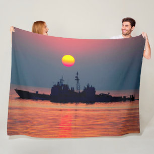 GUIDED-MISSILE CRUISER – CG-53 FLEECE BLANKET