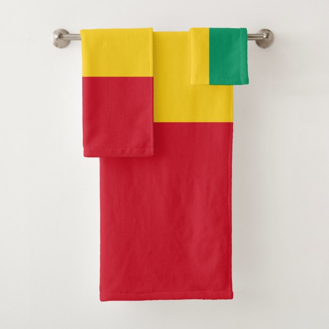 Guinea Flag Bath Towel Set (Insitu)