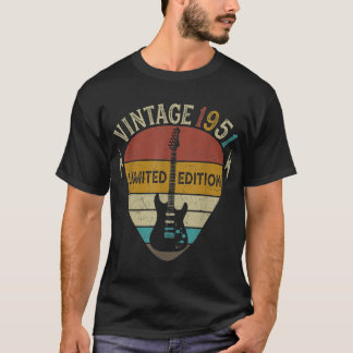 Guitar Lover 71 Years Old Gift, Vintage 1951 71th  T-Shirt