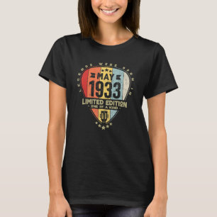 Guitar Pick Legends Were Born In May 1933 Guitar T-Shirt