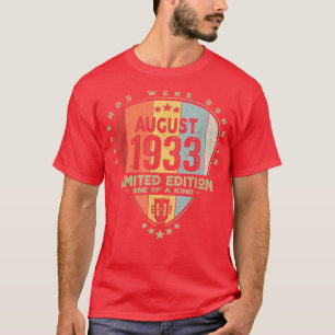 Guitar PickLegends Were Born In August 1933 Guitar T-Shirt