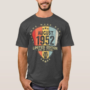 Guitar PickLegends Were Born In August 1952 Guitar T-Shirt
