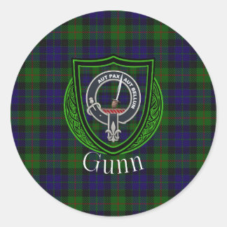 Gunn Scottish Clan Tartan & Crest Classic Round Sticker
