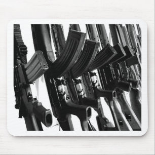 GUNS MOUSE MAT