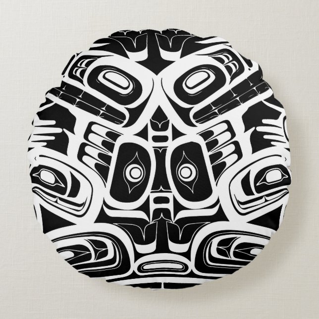 Haida Eagle Thunderbird Northwest Columbia Round Cushion (Front)