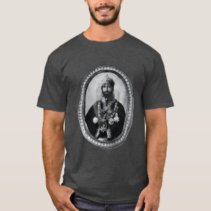 Haile Selassie Jah Rastafari Reggae Rasta Roots  T-Shirt