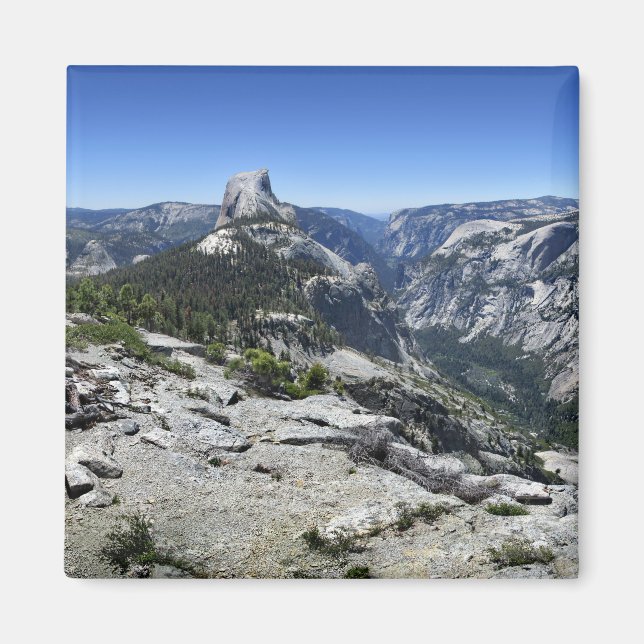 Half Dome and Yosemite Valley - Yosemite Magnet (Front)