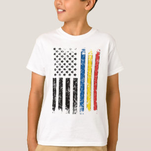 Half Romanian Half American Flag Romania USA T-Shirt