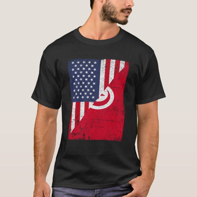 Half USA Flag Half Tunisia Flag American Tunisian T-Shirt (Front)