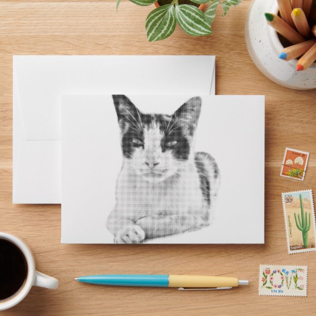 Halftone Kitty Portrait Envelope (Desk)
