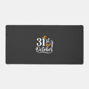 Halloween 31st October Pumpkin Witch Hat Design_1 Desk Mat