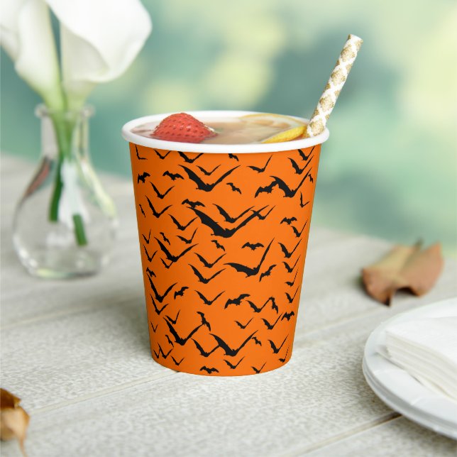  HALLOWEEN BATS BLACK ORANGE PAPER CUPS (Insitu)