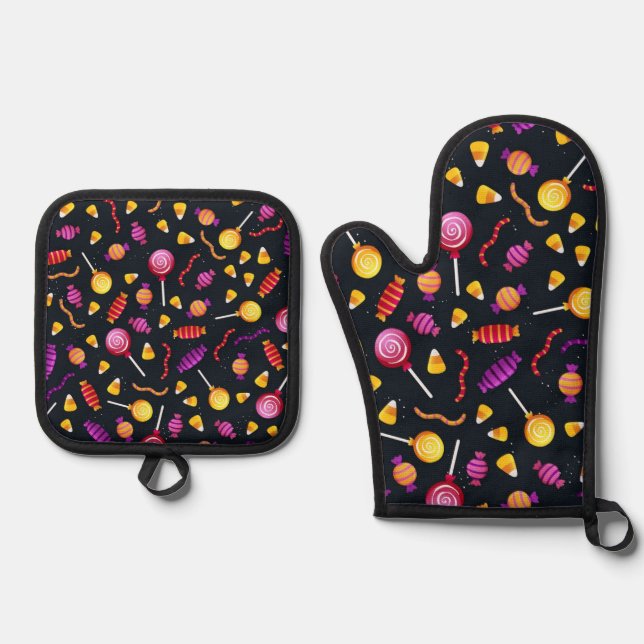 Halloween candy pattern oven mitt & pot holder set (Front)