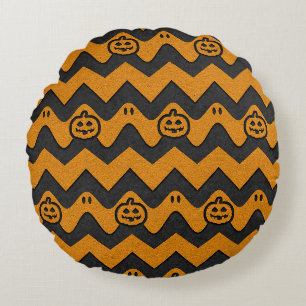 Halloween Chevron Pattern with Ghosts and Pumpkins Round Cushion