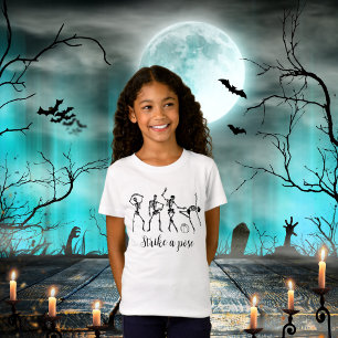 Halloween Dancing Skeleton Move To The Groove Funn T-Shirt