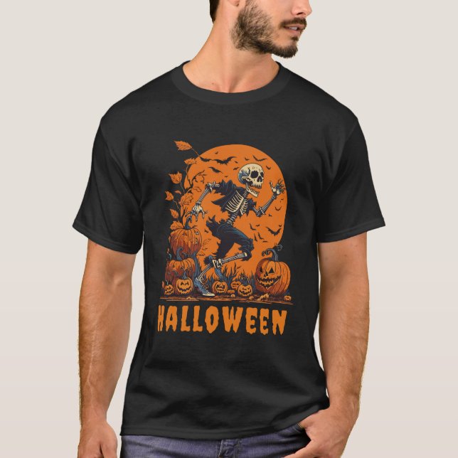  Halloween Funny & spooky skeleton  T-Shirt (Front)