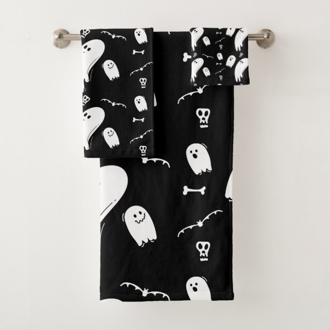 Halloween Ghost, Bones, Bats and Skulls Bath Towel Set (Insitu)