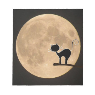Halloween gothic black cat with full moon notepad