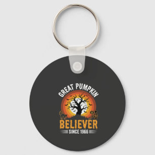 Halloween Great Pumpkin Believer Retro Skeleton Key Ring