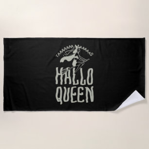 Halloween Hallo Queen Beach Towel