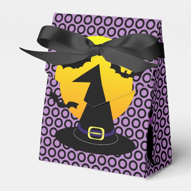Halloween Hat In The Moonlight Favour Box (Front Side)