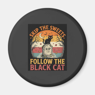 Halloween Haunted Black Cat Mischief Magnet