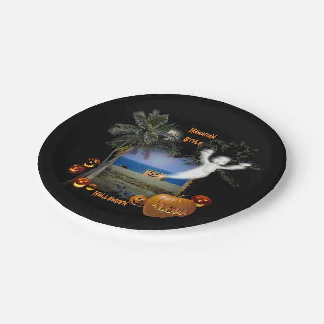 Halloween Hawaiian Style Paper Plate (Angled)