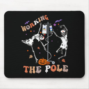 Halloween Icu Er Nurse Working The Le Skeleton Dan Mouse Mat