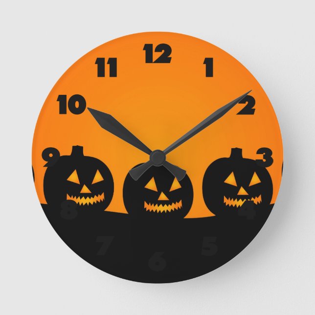 Halloween Illustration Round Clock (Front)