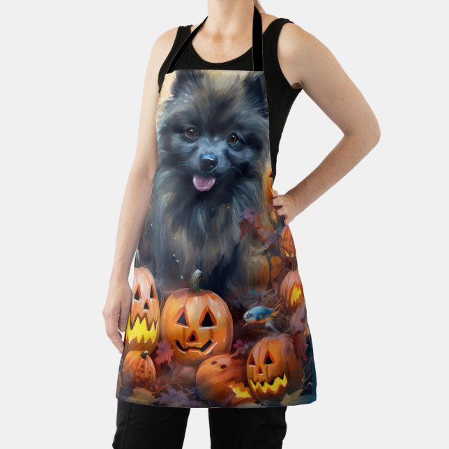 Halloween Keeshond With Pumpkins Scary Apron (Insitu)