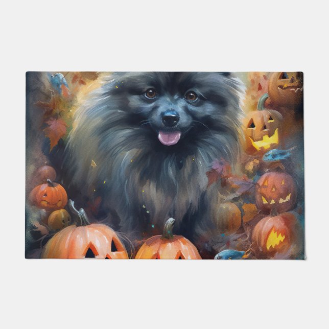 Halloween Keeshond With Pumpkins Scary Doormat (Front)