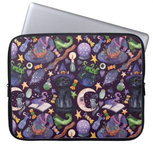 Halloween magic: dark hand-drawn pattern. laptop sleeve