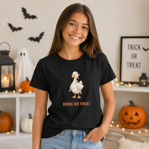 Halloween Mummy Goose Honk or Treat Woman T-Shirt