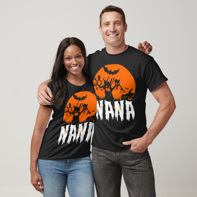 Halloween Nana Scary 31st October Gift T-Shirt (Unisex)
