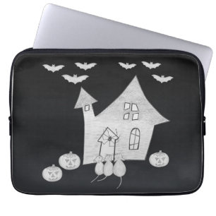 Halloween night with Haunted House, Bats, Pumpkins Laptop Sleeve