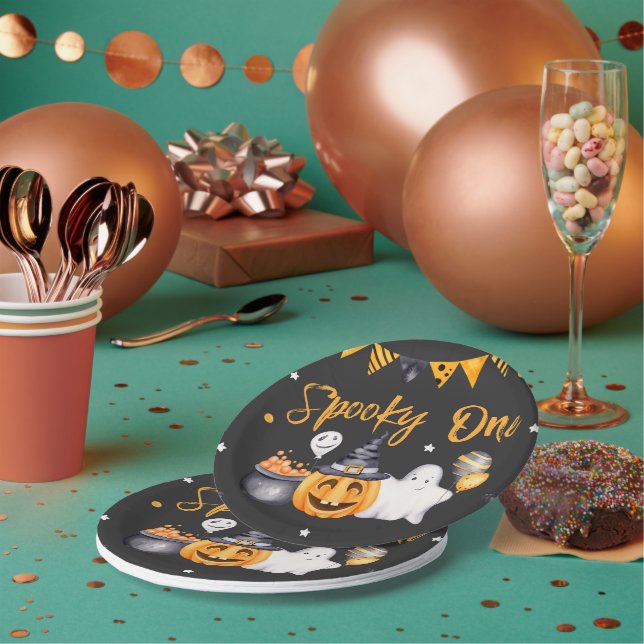 Halloween Party Spooky Celebration Birthday Paper Plate (Multi)