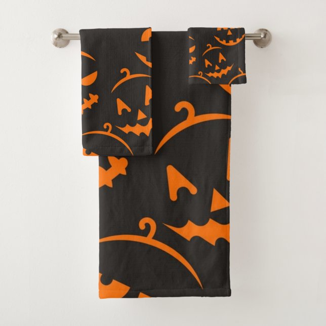 Halloween pattern bath towel set (Insitu)