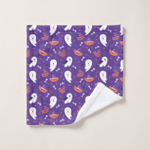 Halloween Pattern With Ghost and Purple Pattern Wash Cloth